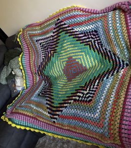 Read more about the article knotty kaleidoscope